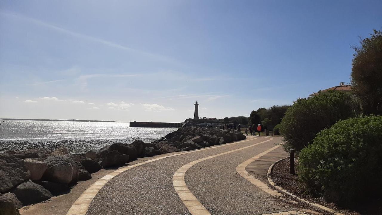 Le Petit Bleu De Didonne 28M2 150 M De La Plage Avec Balcon Saint-Georges-de-Didonne Exteriör bild